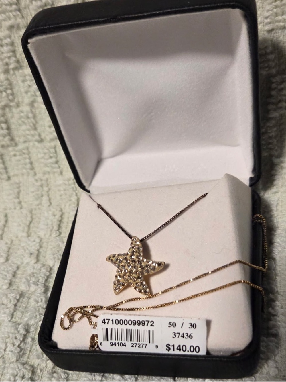 Gold Starfish Pendant Necklace - Gold Tone